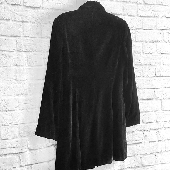 IDENTIFY BLACK VELVET TEXTURED JACKET - 10 - Picture 3 of 5